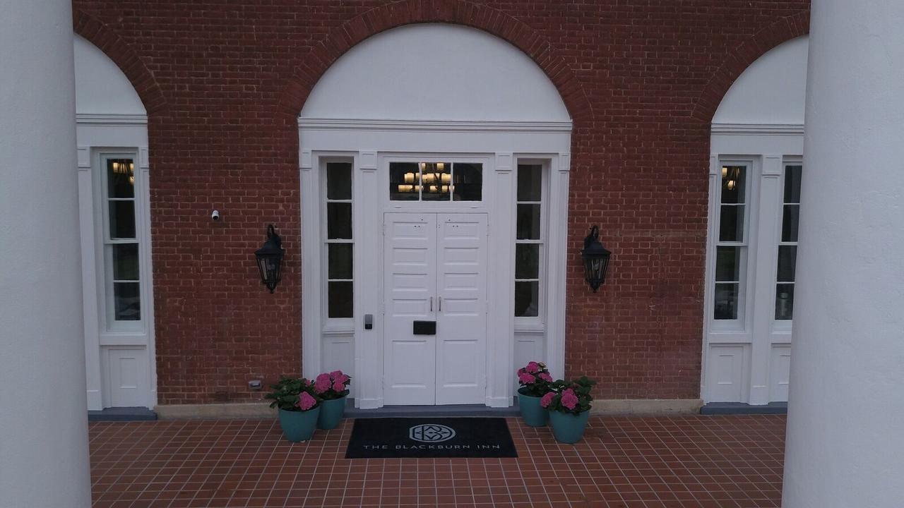 The Blackburn Inn And Conference Center Staunton Exterior foto